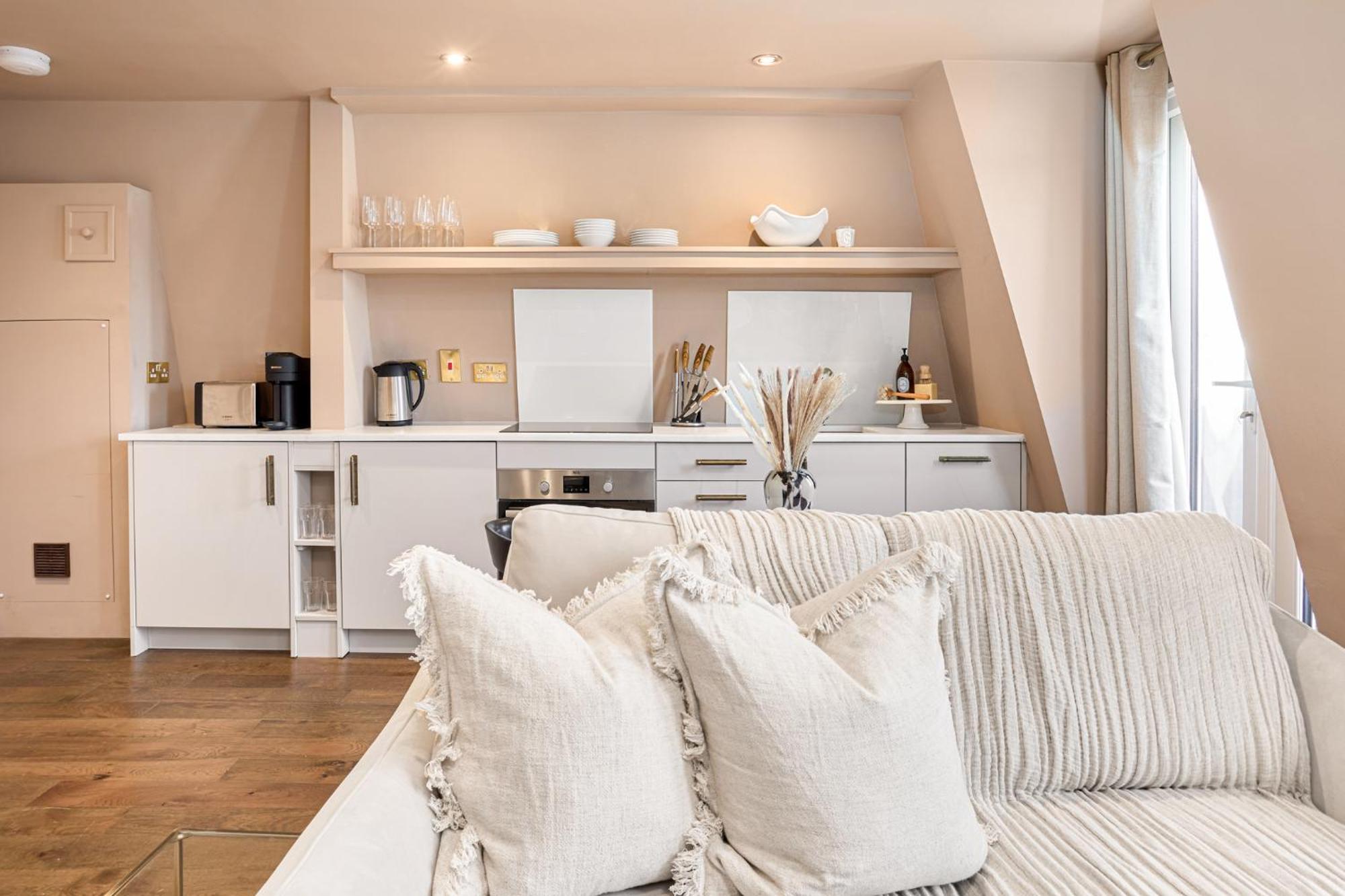 Апартаменты Be - The St John's Wood Residences